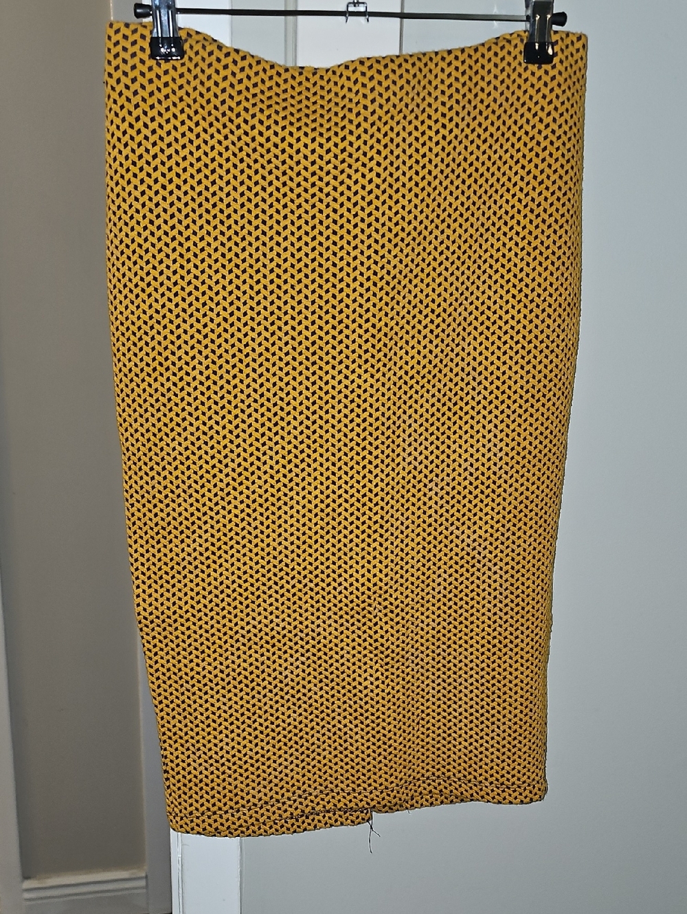 Zara Yellow and Black Pencil Skirt
